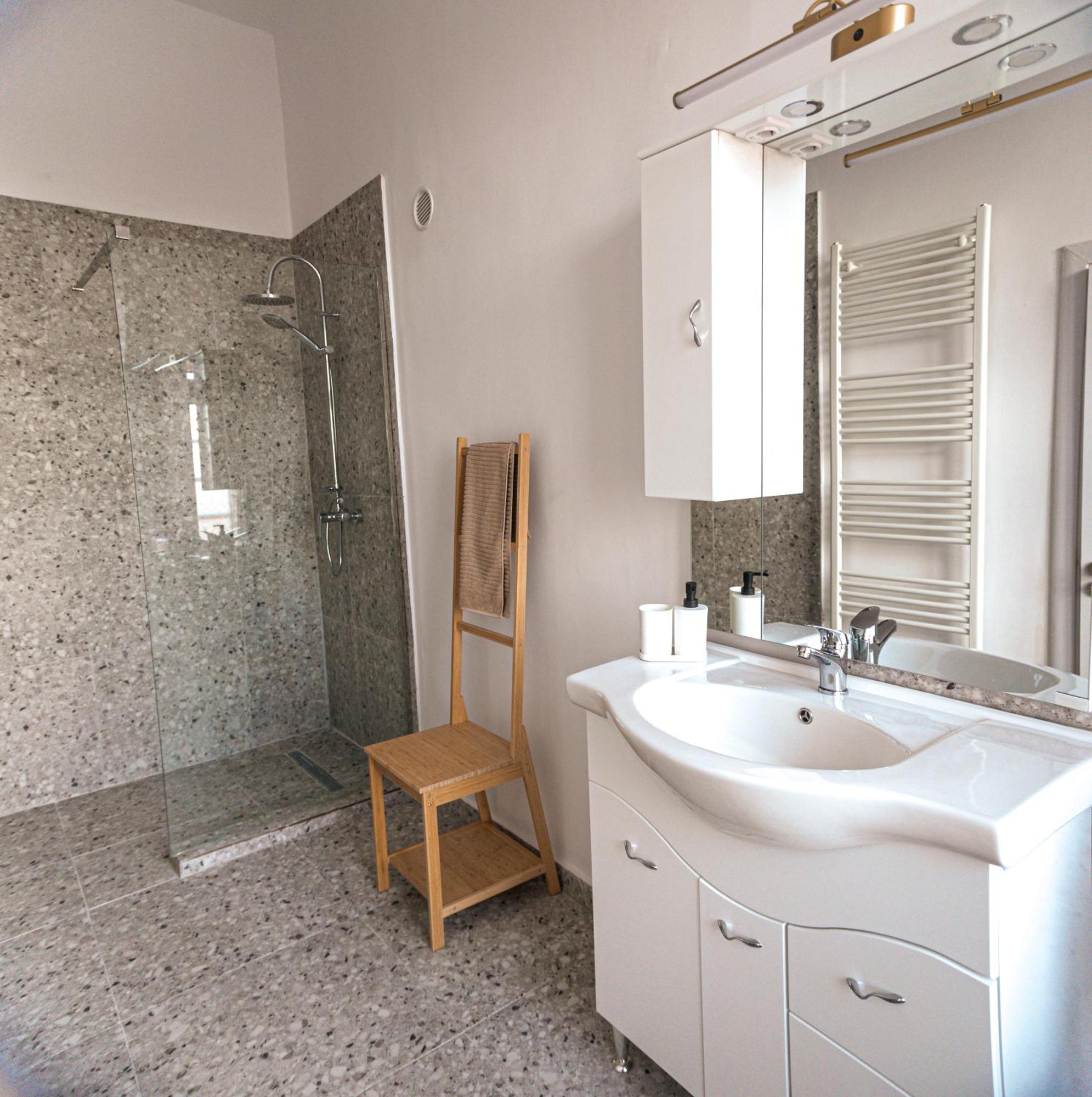 Apartamento Favst Old Square Sibiu Exterior foto